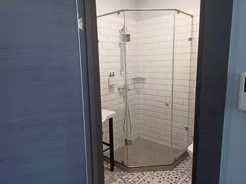 Душевые кабины